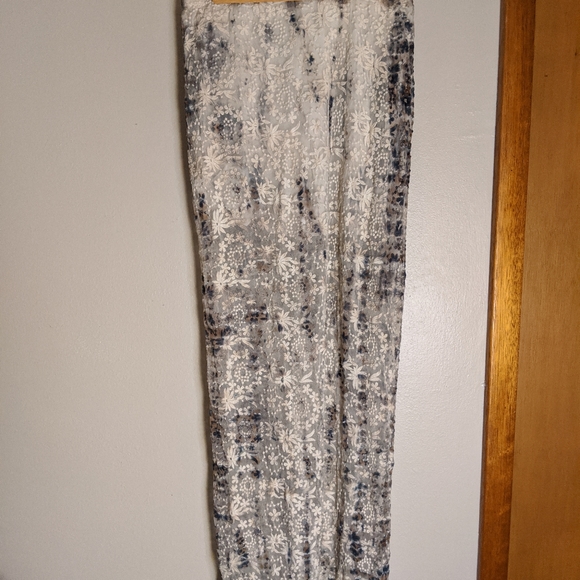Lace Maxi Skirt - Picture 4 of 6